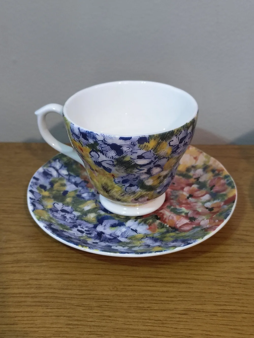Floral Pattern Tea Cup & Saucer - Multicolor Set (2)